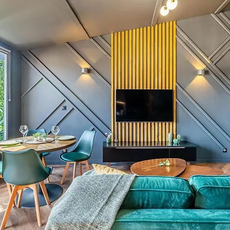 Loft En - Duplex Terrasse Coeur Historique Avec Vue Degagee & Parking Souterrain Offert La Ciotat
