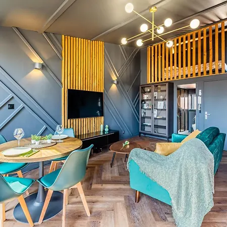 Loft En - Duplex Terrasse Coeur Historique Avec Vue Degagee & Parking Souterrain Offert Lägenhet *